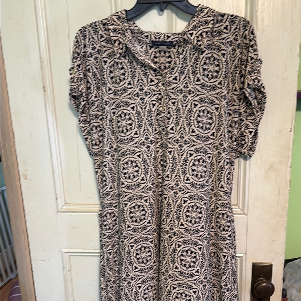 Elegant Black and White Patterned Dress
